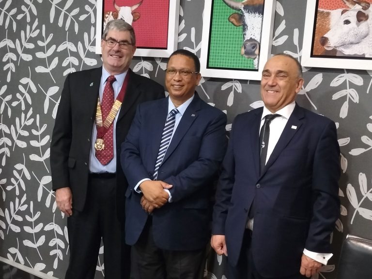 WC Minister Highlights Agri-Export Boost and Veterinary Services at World Congress