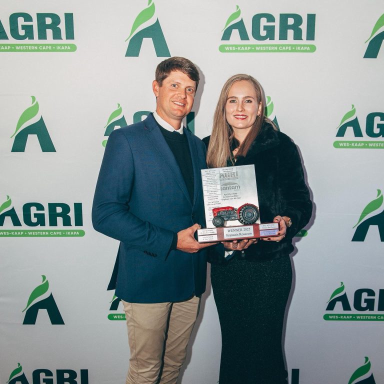 Francois Rossouw van Mooigezicht Estates bekroon as Agri Wes-Kaap Santam Jongboer van die Jaar 2025
