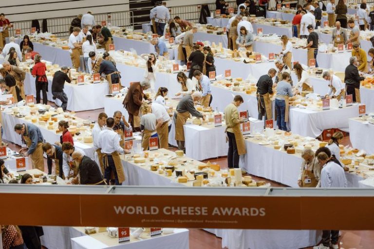 SA Cheesemakers Shine as Woolworths Partners Win Super Gold at World Cheese Awards