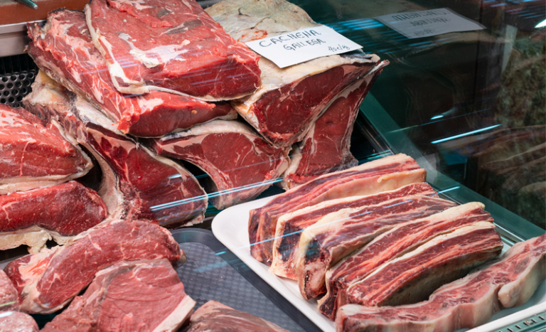 Red Meat Export Crisis: Bottlenecks Costing Farmers Billions