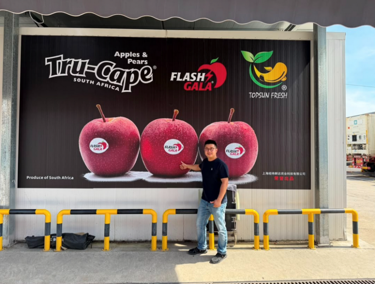 South African Apples Take Centre Stage in China with Landmark Billboard Campaign